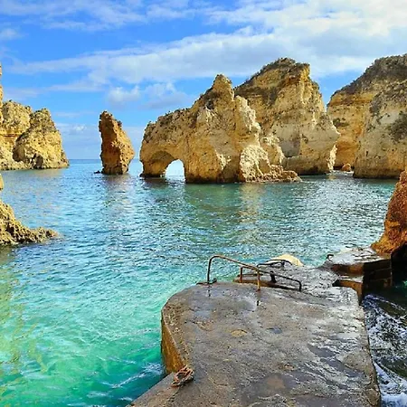 Wow Flat 200m Beach, 10min Downtown, Terrace With Sea View