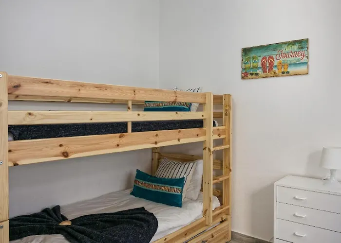 Wow Flat 200m Beach, 10min Downtown, Terrace With Sea View * 라고스