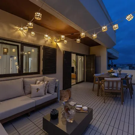Wow Flat 200m Beach, 10min Downtown, Terrace With Sea View Lagos