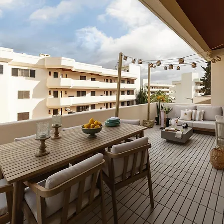 Wow Flat 200m Beach, 10min Downtown, Terrace With Sea View * Lagos